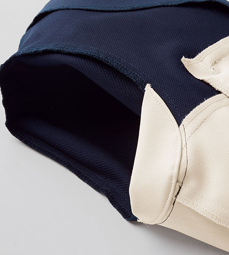 脇が見えないケアマチ仕様