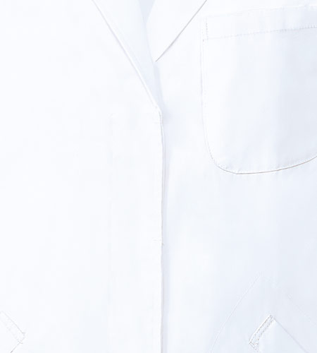 スマートな比翼仕立て