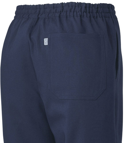 右ヒップポケット