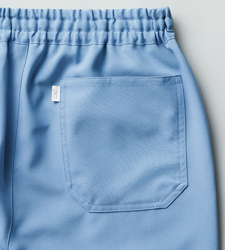 右ヒップポケット