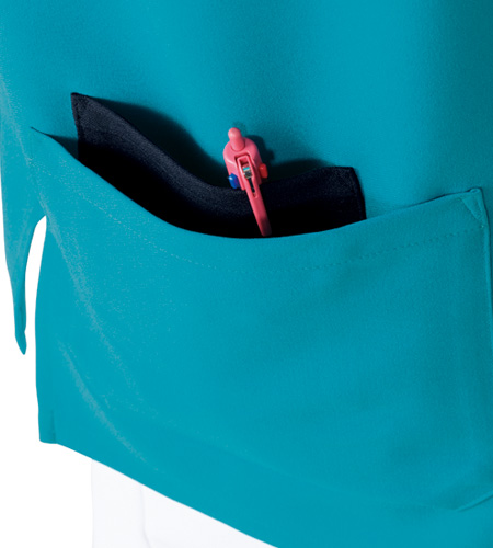 両脇ポケット(右のみ中ポケット付)