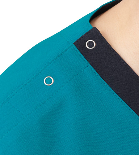 肩口スナップ開き