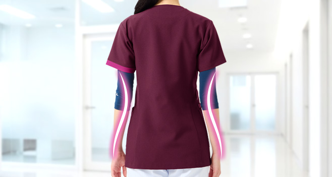 MIZUNO 最安スクラブ 理由3 後ろ姿もきれいなレディースファスナースクラブ