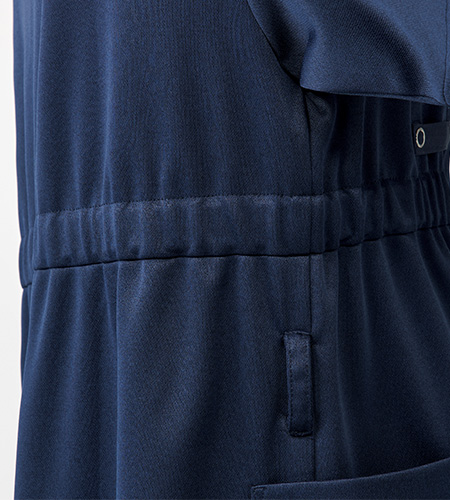 ウエストサイズ調節ゴム付き