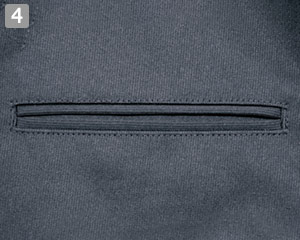 内側右ポケット