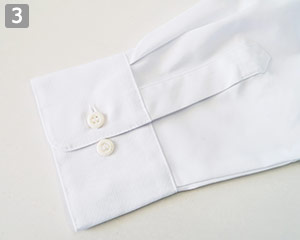 メンズシャツのポイント③2つボタンの袖口