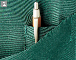 内側ペン挿しポケット付き