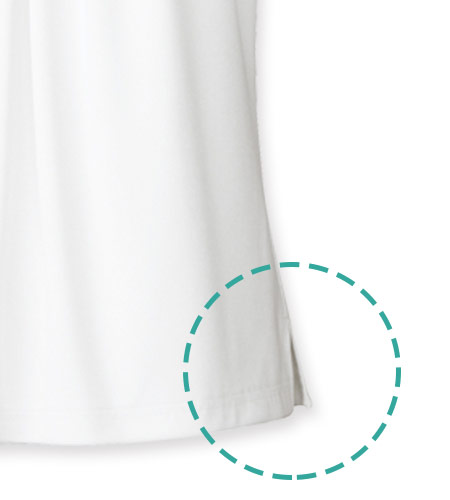 動きやすい両脇スリット