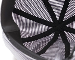 キャスケット内側