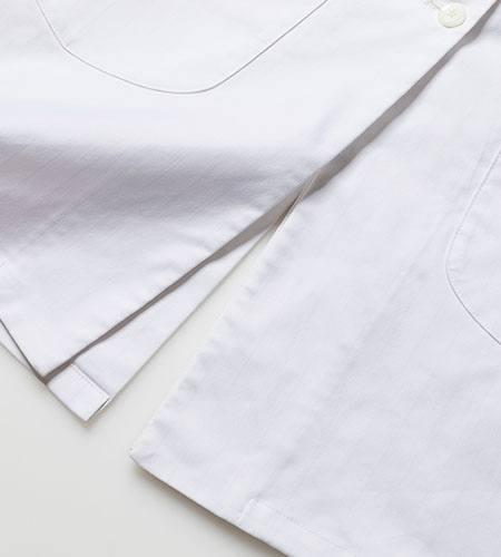 Leeの刻印入りボタン
