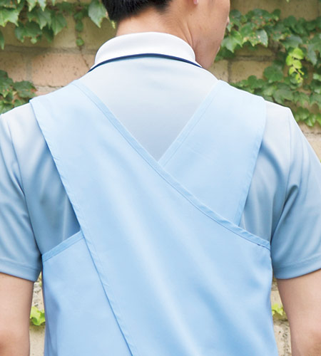 かぶりタイプで肩ひもがズレにくい画像