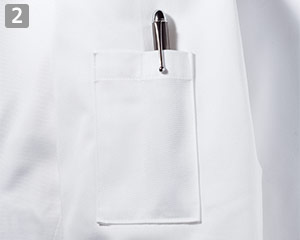 左袖ペン差しポケット付き