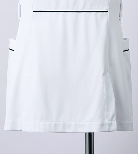 後ろサイドベンツ入り