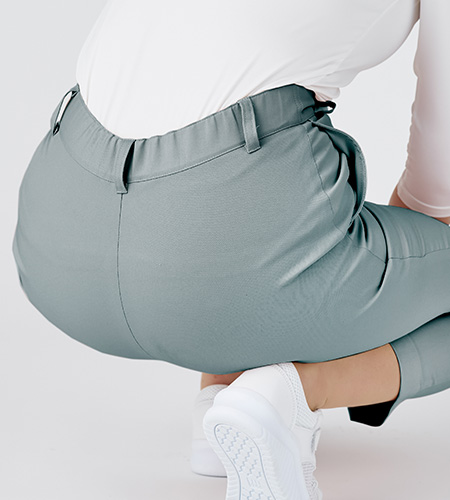 後ろゴム仕様のウエスト