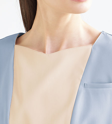 美しく見せる襟ライン