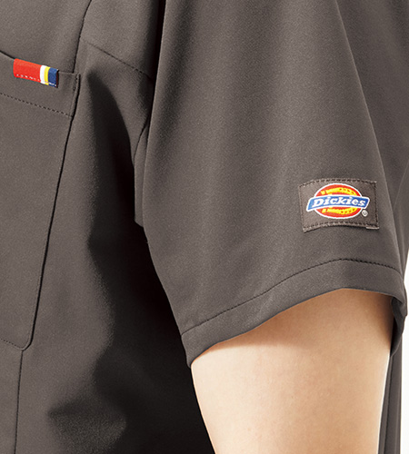 左袖ディッキーズロゴ付き