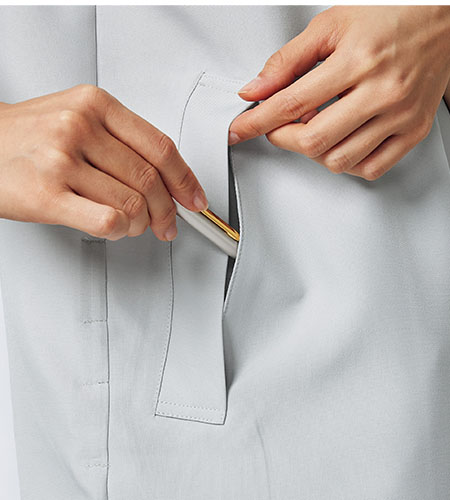 物が落ちにくいポケット設計