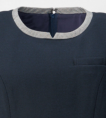 衿元のデザインの画像