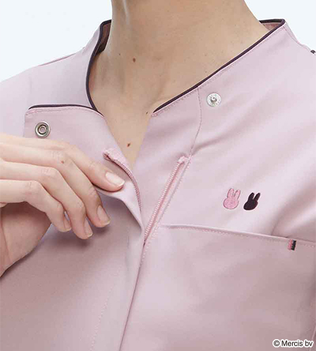 フロントファスナー開き