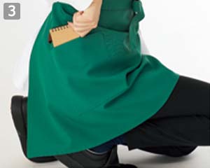 リバーシブルエプロン(腰下)(b4-kzn492)の商品詳細「表面にのみ右腰にポケット付」