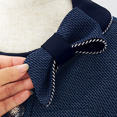 簡単なリボン襟