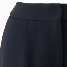 タック入り