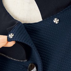 スナップボタン留め