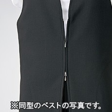 前ファスナーあき