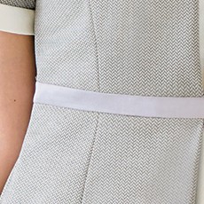 ウエストのサテンテープ