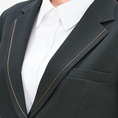 ラペルのパイピング