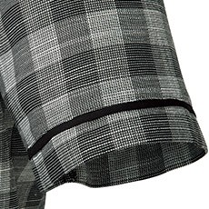 袖口のアクセント