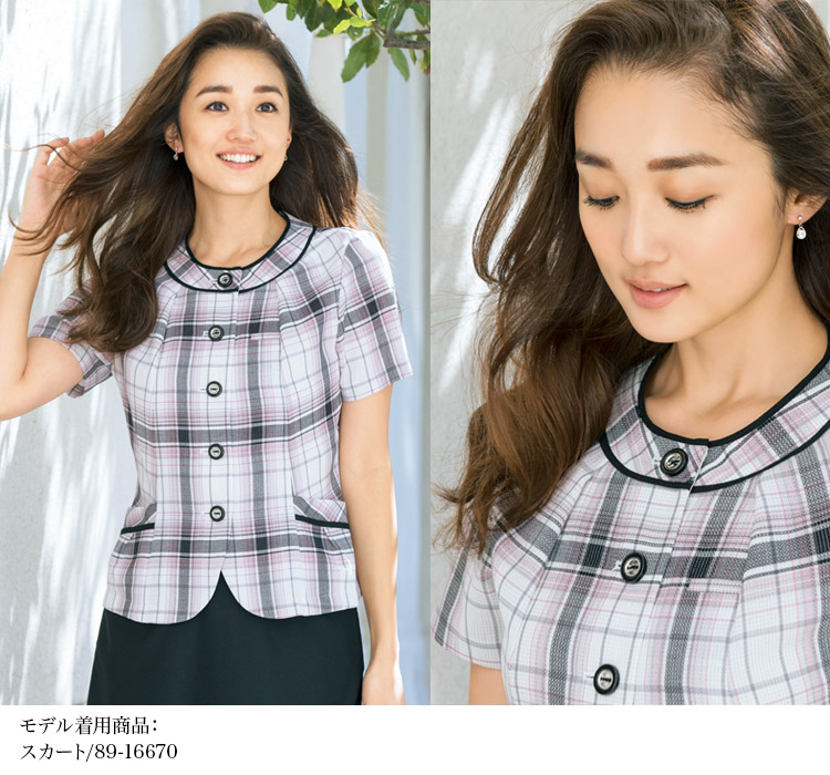 高級感のあるチェックは大人女性にも。軽くて涼しいオーバーブラウス 89-50591 (50593) メイン画像②