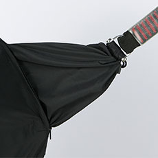 ランヤード取り付け口