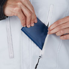 ファスナーポケット