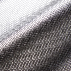 裏地:太ももから上部は保温性の高いブラックアルミメッシュ