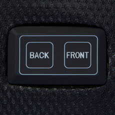 電源ボタン:左身頃内側(前面と背面の選択可能)