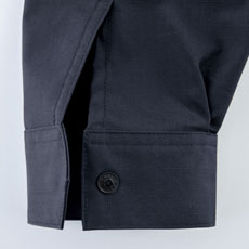 ボタンは隠し仕様でモノを傷つけにくい