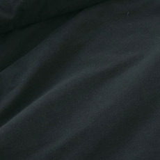 裏地は制電起毛ニットで静電気の発生を抑え、さらに保温性アップ