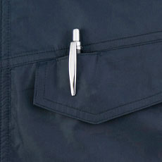 左胸フラップペン差し