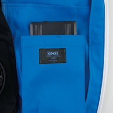 左内側バッテリーポケット