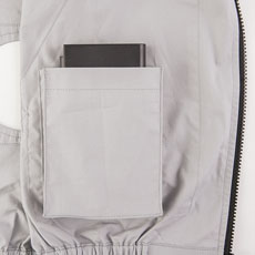 左内側バッテリーポケット