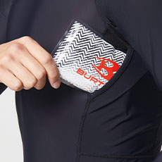 両脇アイスパックポケット