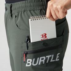 野帳(レベルブック)・長財布収納ポケット(左右・深さ23cm)、大容量カーゴポケット(左右・ボタン止め)