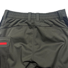 ツインループ(左脇)、ウエストゴム仕様、バックポケット