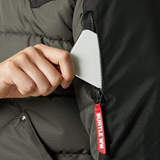 袖ファスナーポケット