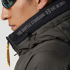 フードスピンドル、フードにロゴ