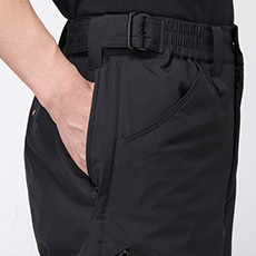 スルーポケット(右)、ウエストアジャスターベルト