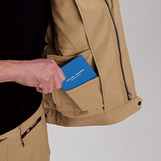 内ポケット（左）