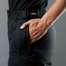 両脇スルーポケット・ウエスアジャスターベルト