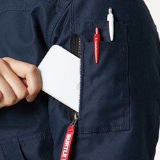 左袖ペンダブルポケット、左袖ファスナーポケット